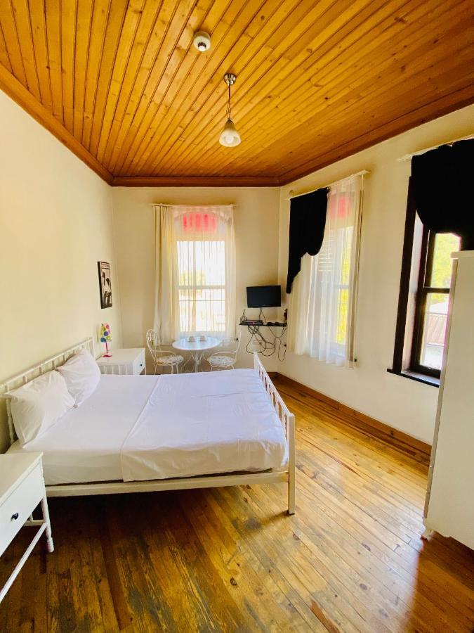Pastor Historical Apart-Hotel The Gulf Of Σμύρνη Εξωτερικό φωτογραφία